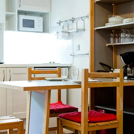 Studio Confortable Avec Balcon, Wifi, Parking Couvert Et Animaux Admis - Fr-1-512-156 *